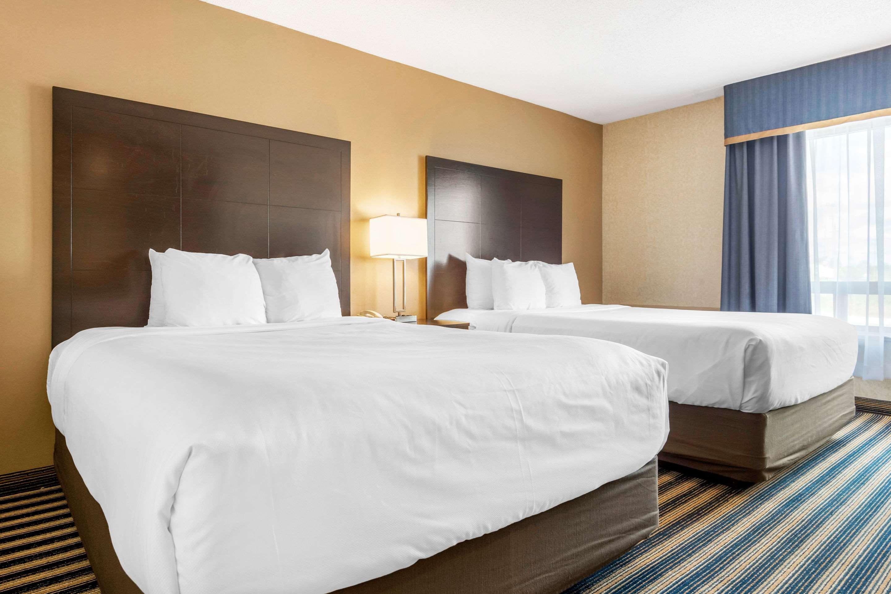 Comfort Inn Saint Thomas Zewnętrze zdjęcie