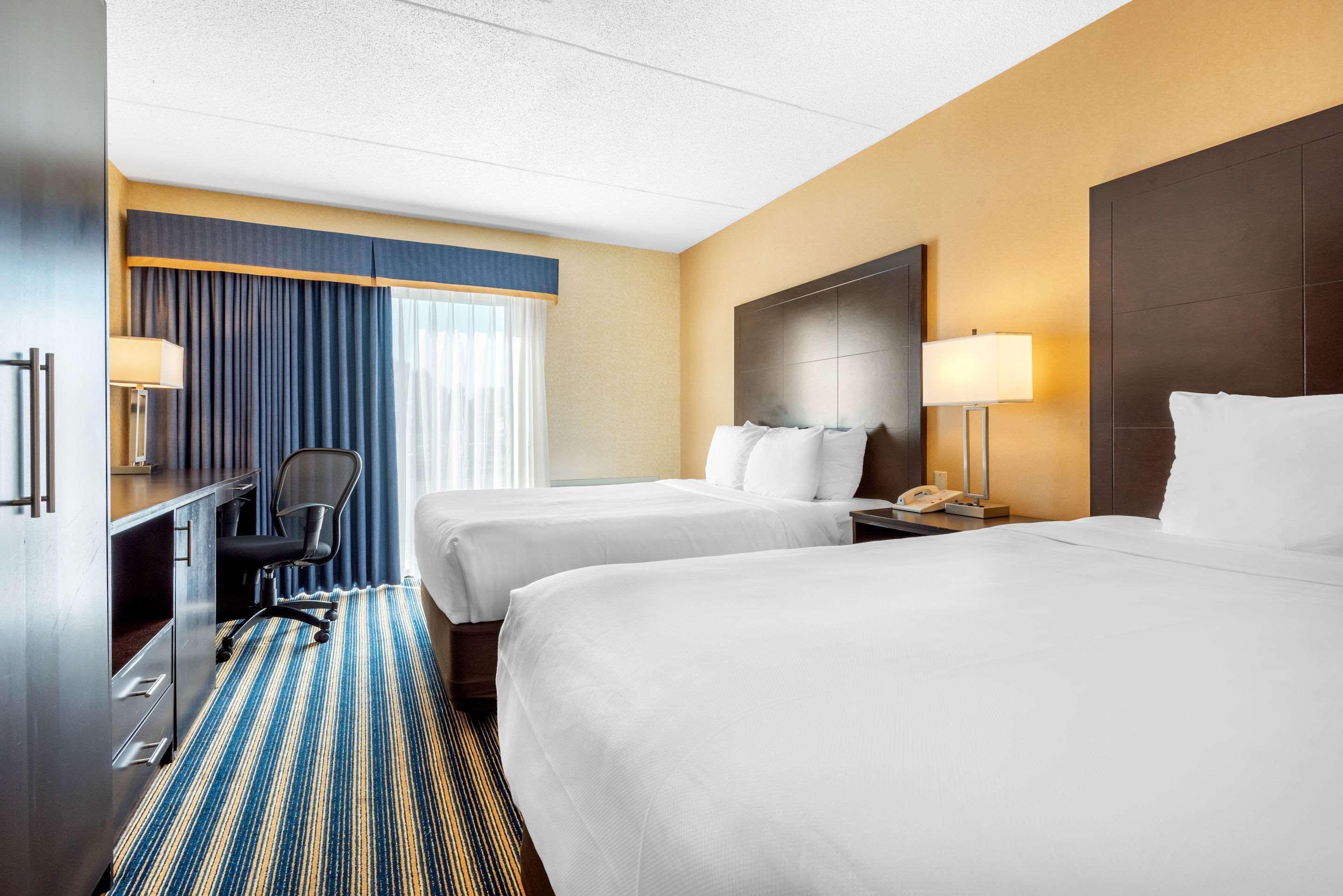Comfort Inn Saint Thomas Zewnętrze zdjęcie