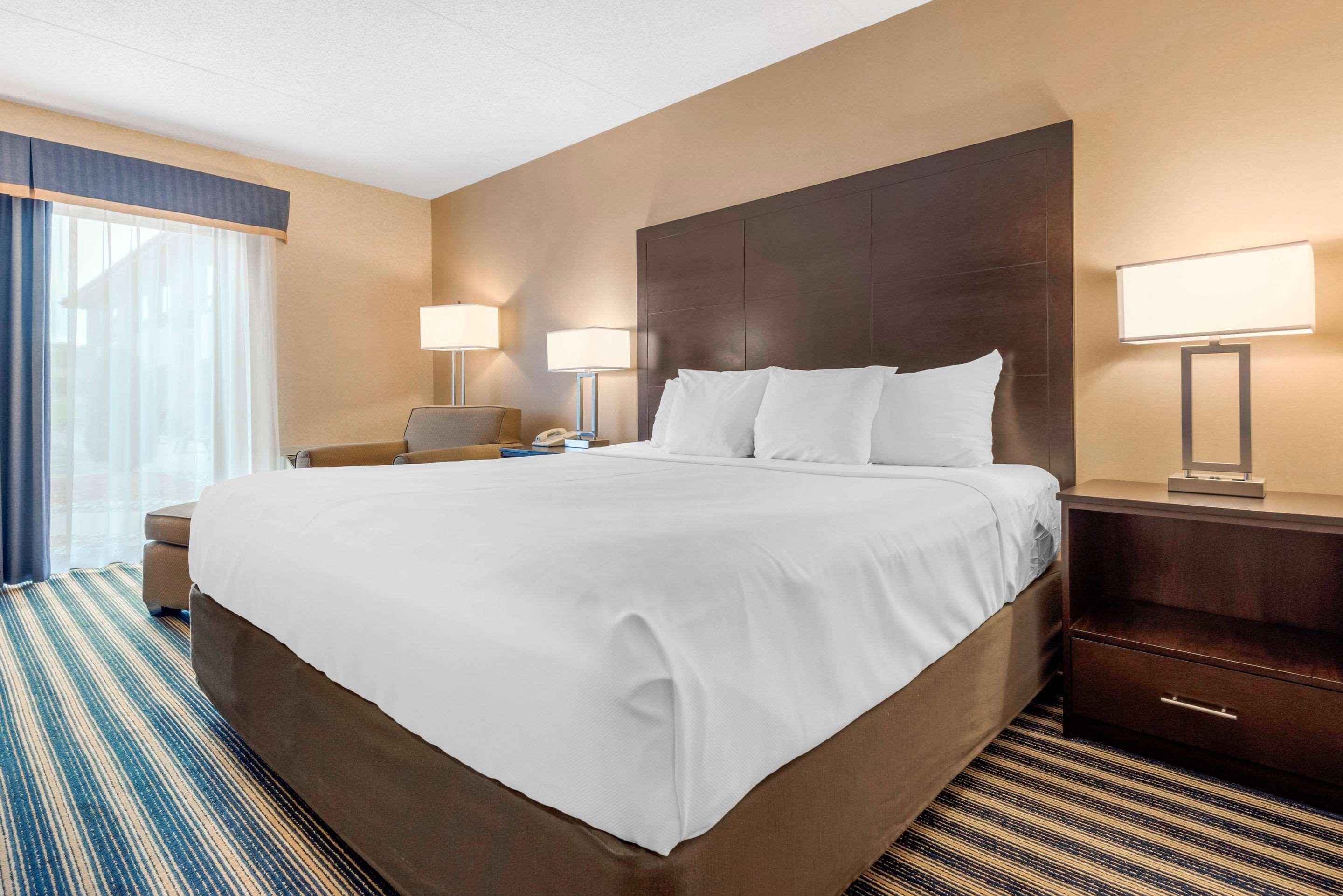 Comfort Inn Saint Thomas Zewnętrze zdjęcie
