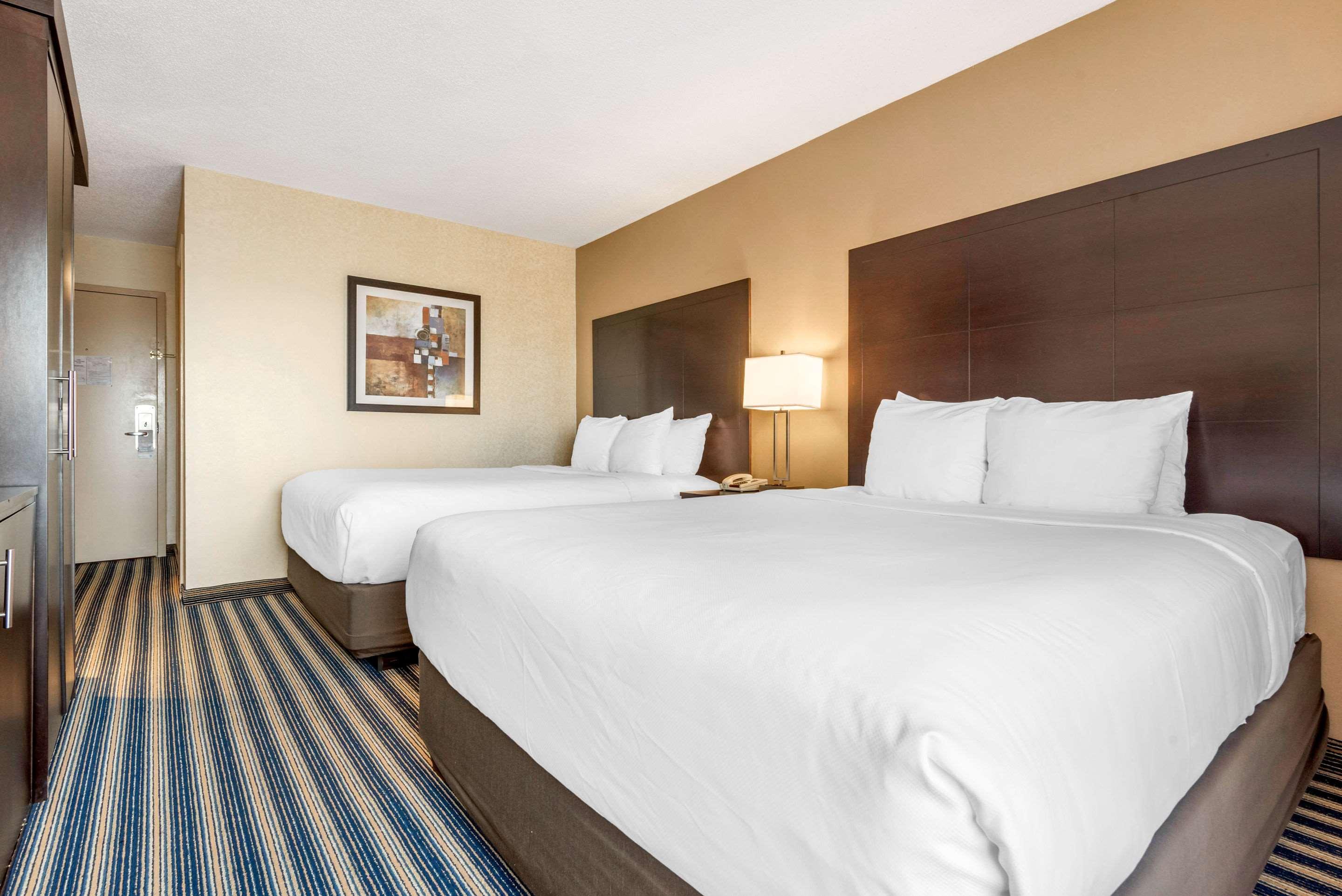 Comfort Inn Saint Thomas Zewnętrze zdjęcie