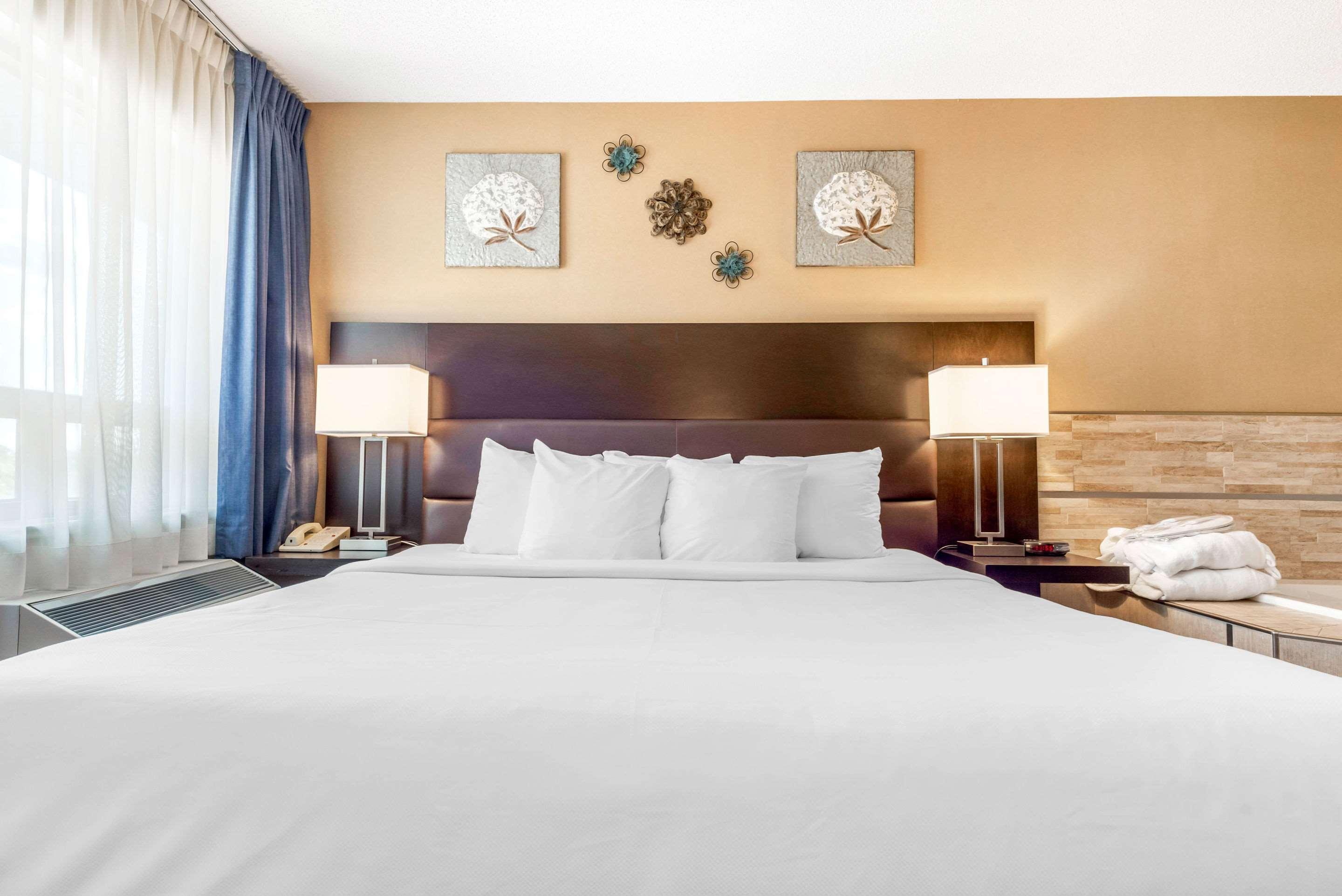 Comfort Inn Saint Thomas Zewnętrze zdjęcie