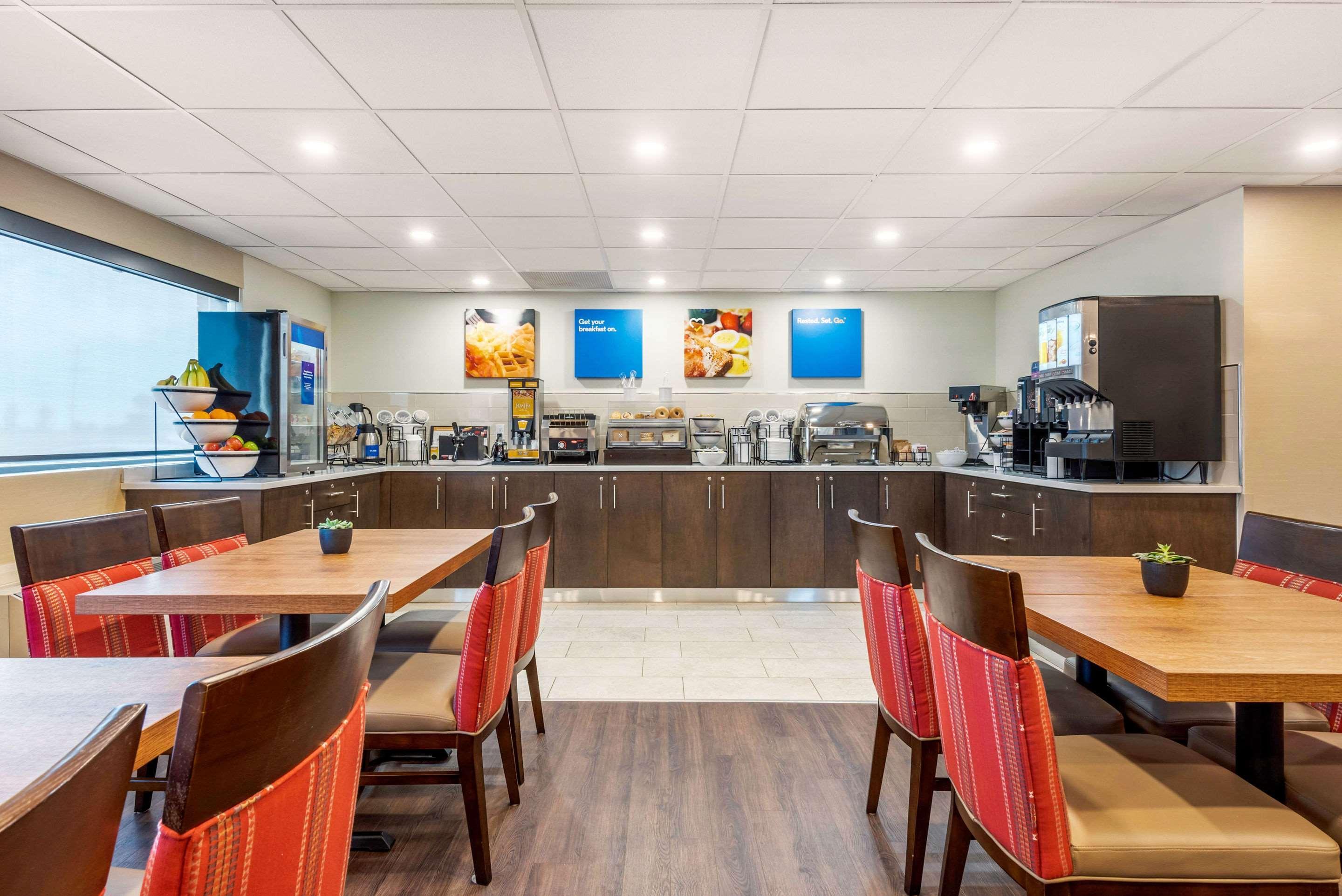 Comfort Inn Saint Thomas Zewnętrze zdjęcie