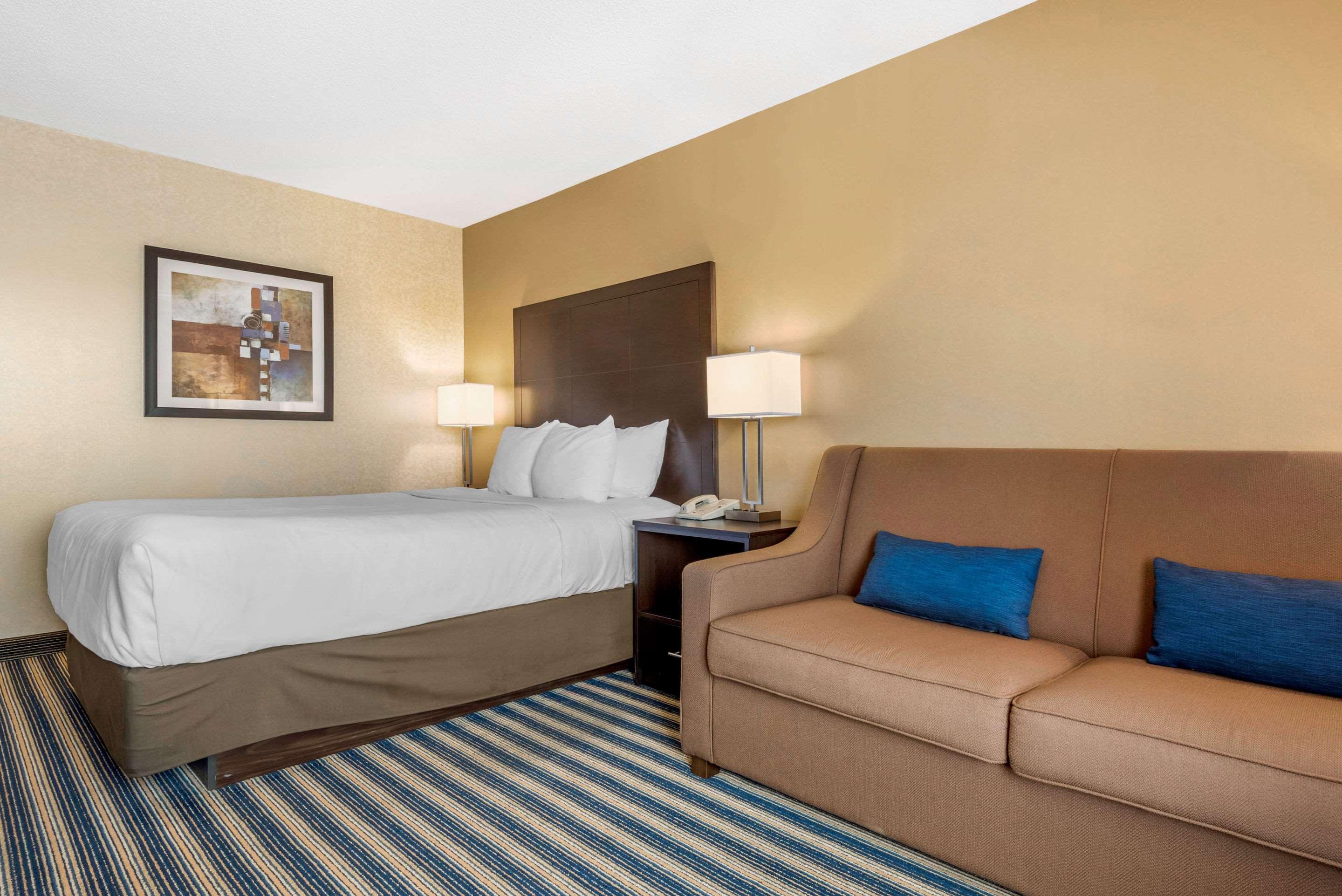 Comfort Inn Saint Thomas Zewnętrze zdjęcie