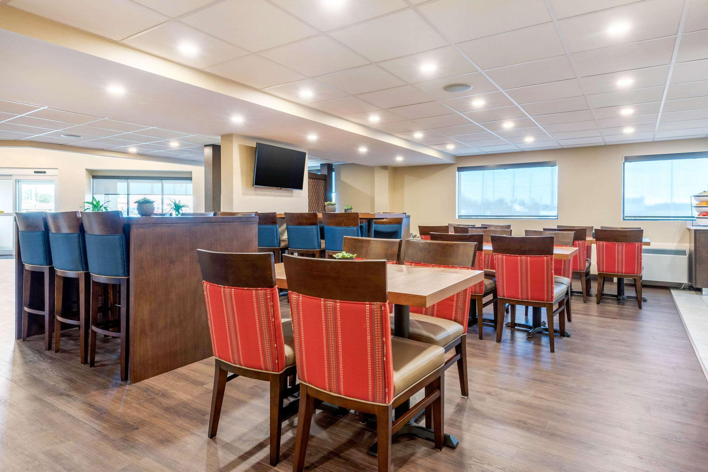 Comfort Inn Saint Thomas Zewnętrze zdjęcie