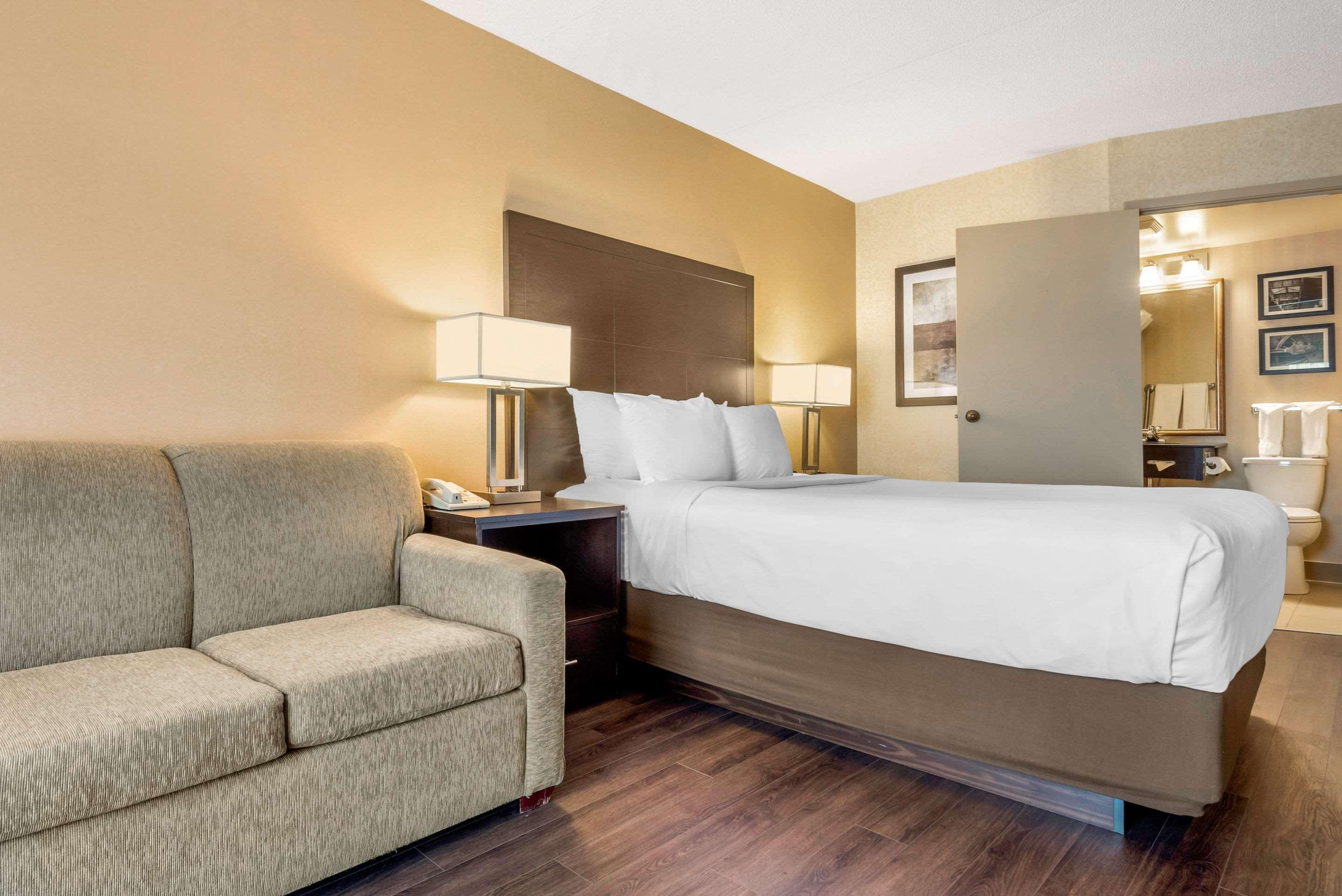 Comfort Inn Saint Thomas Zewnętrze zdjęcie