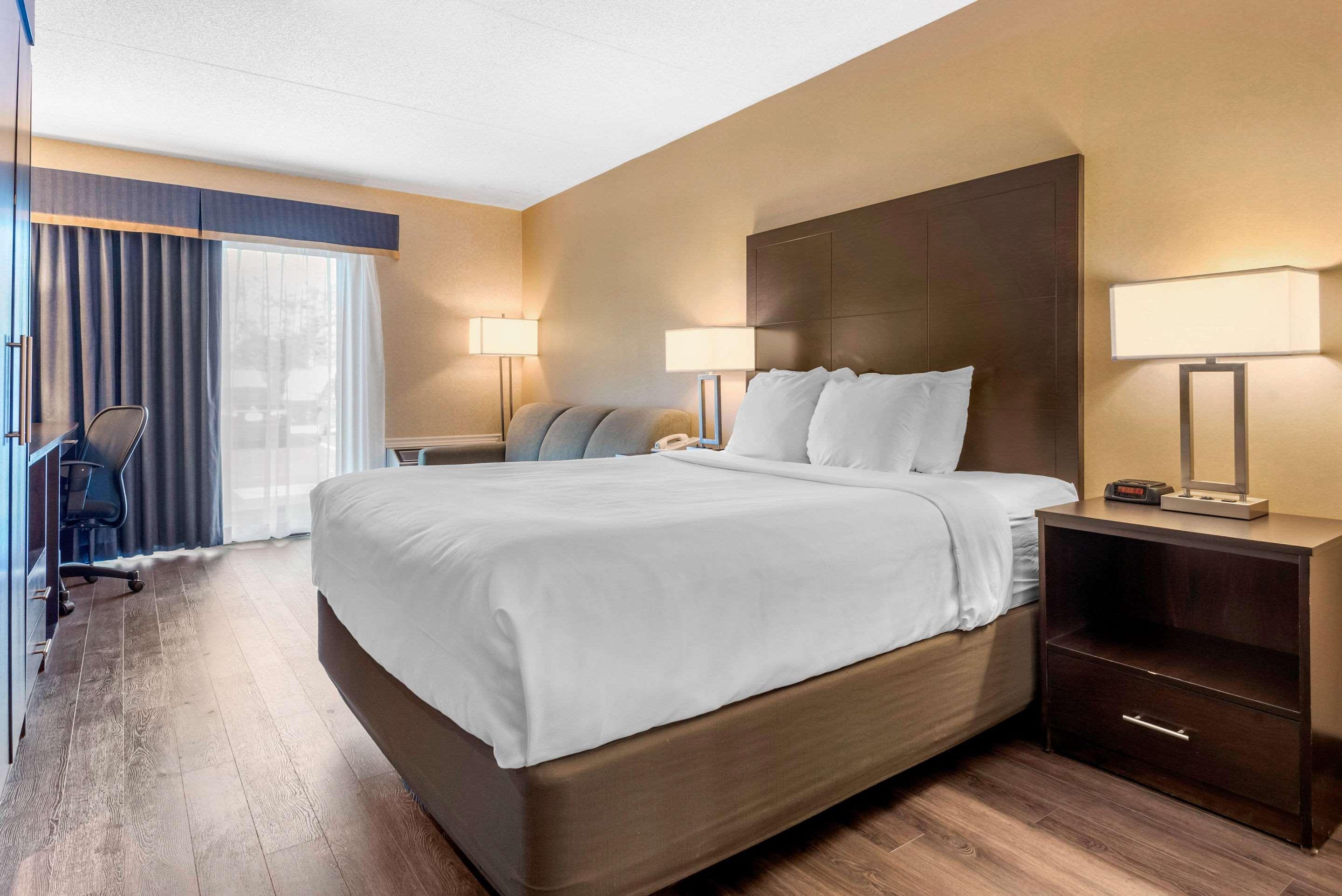Comfort Inn Saint Thomas Zewnętrze zdjęcie