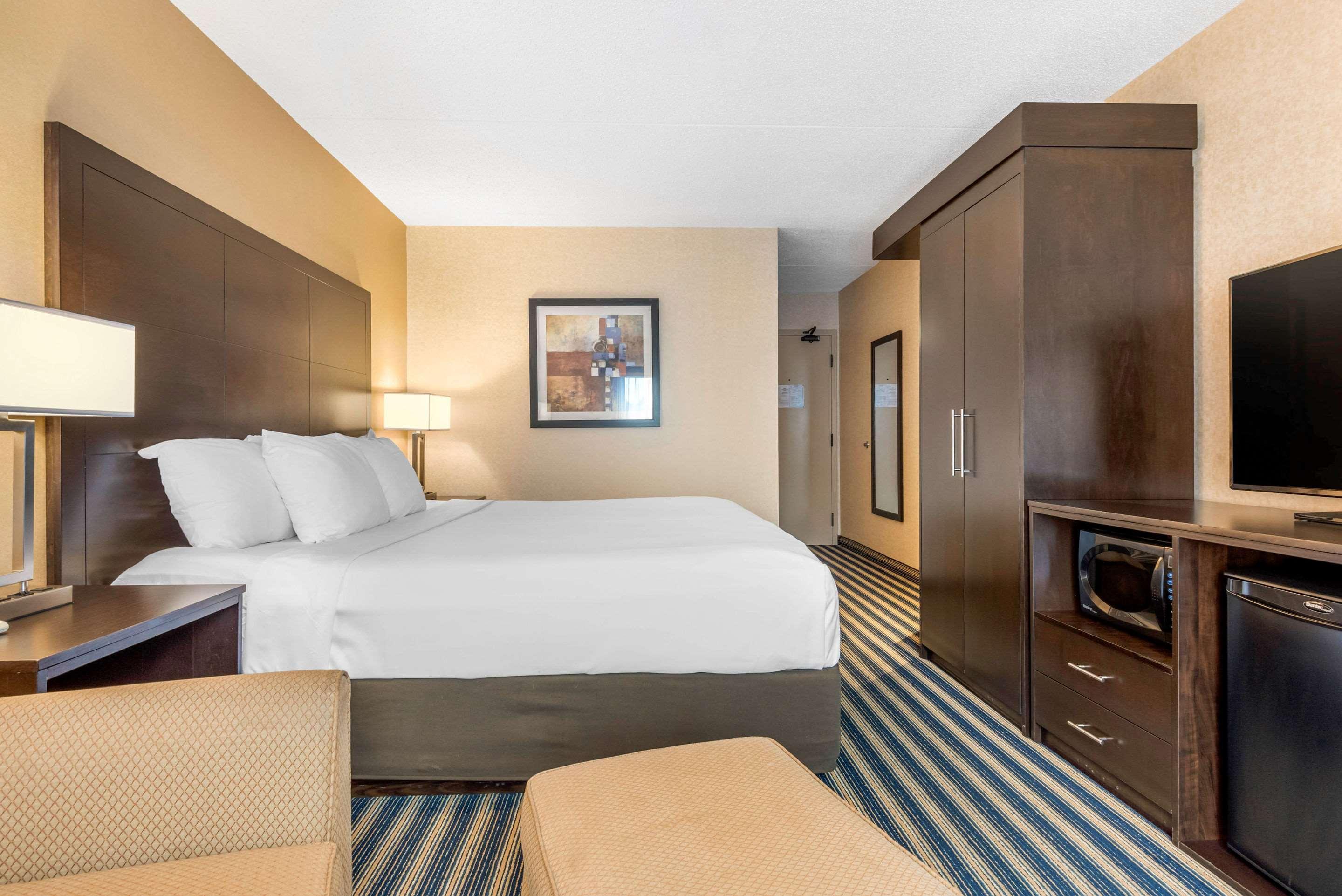 Comfort Inn Saint Thomas Zewnętrze zdjęcie