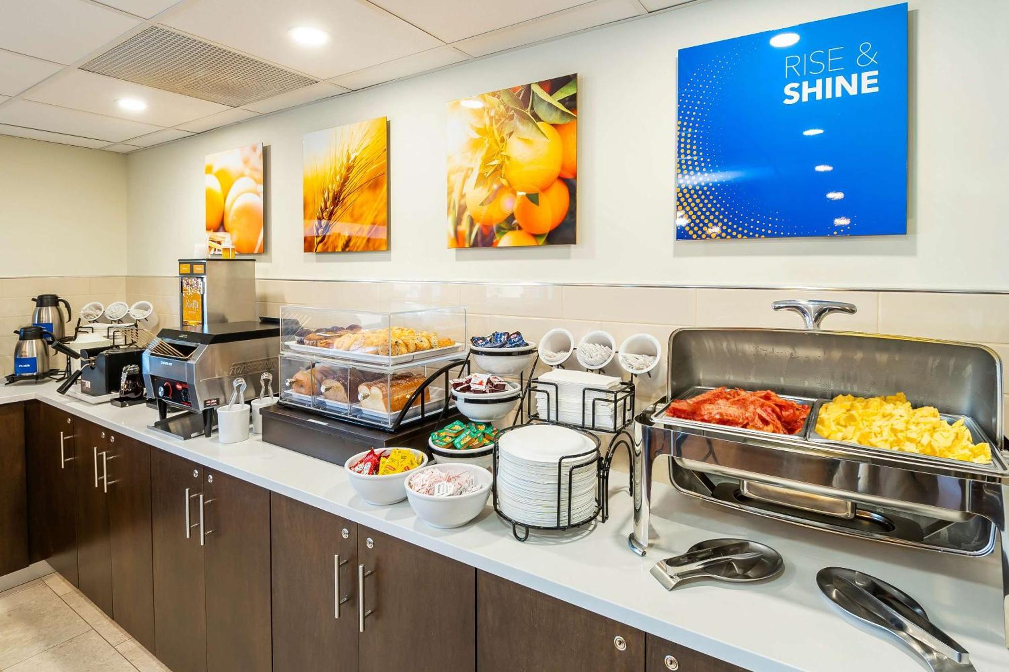 Comfort Inn Saint Thomas Zewnętrze zdjęcie