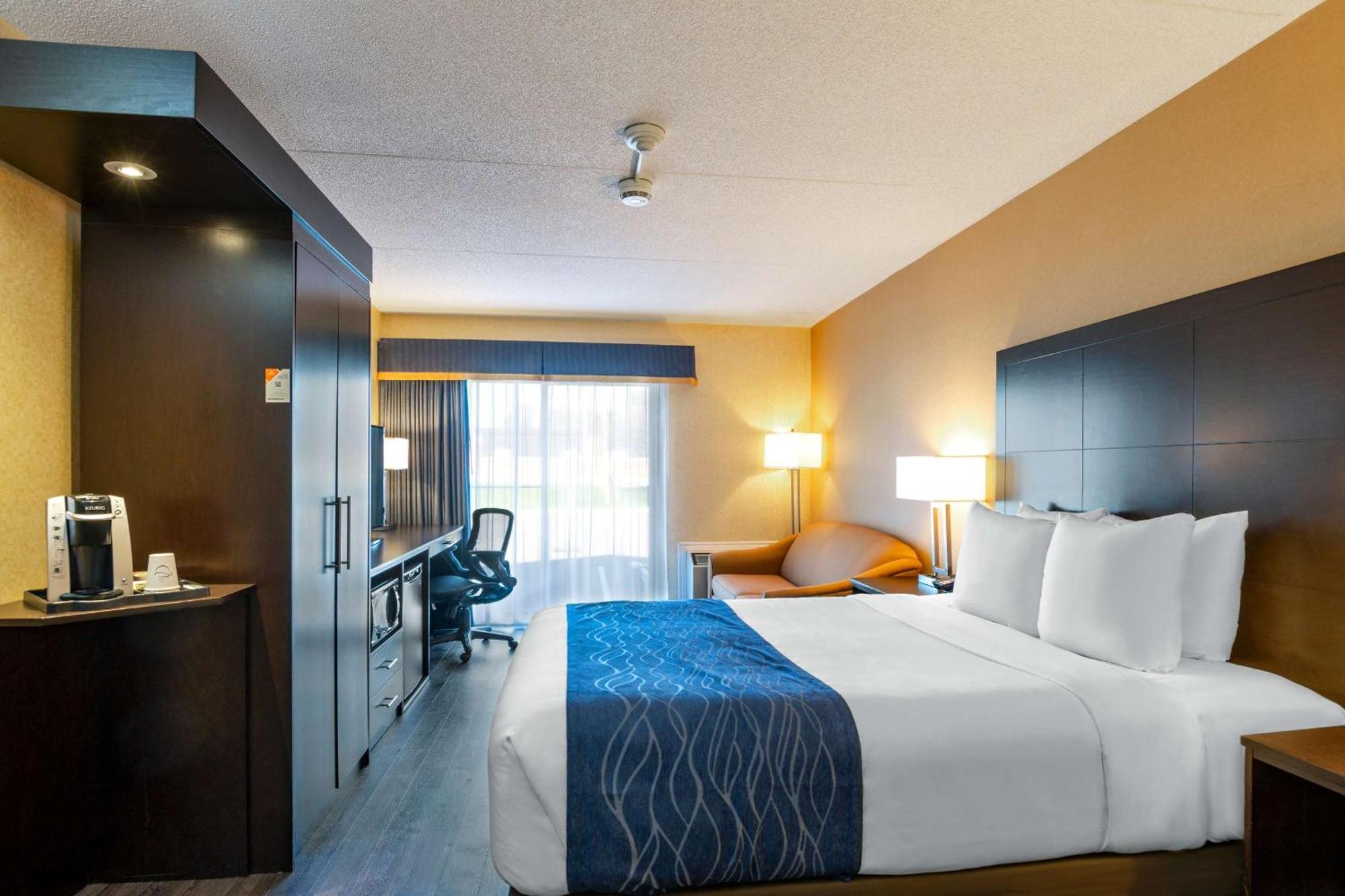 Comfort Inn Saint Thomas Zewnętrze zdjęcie